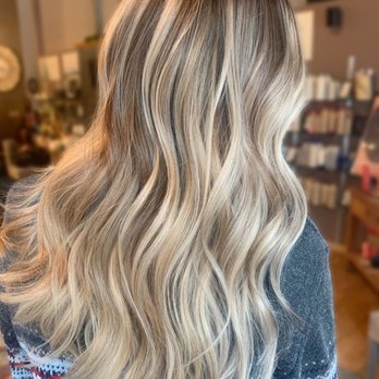 Salon Mode and Spa - Hair Stylists Near Me - Oshkosh, Wisconsin Salon Mode and Spa - Hair Stylists Near Me - Oshkosh, Wisconsin