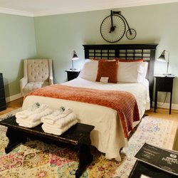 Freedom House Bed & Breakfast