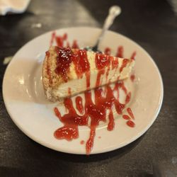 The Country Club - Cheesecake w/ Raspberry