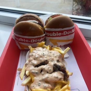In-N-Out Burger - Burgers Near Me - Dallas, Texas In-N-Out Burger - Burgers Near Me - Dallas, Texas