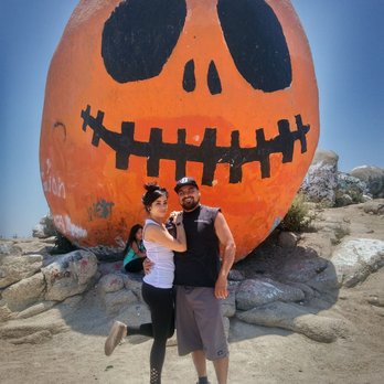 Pumpkin Rock Trail - Hiking Near Me - Norco, California