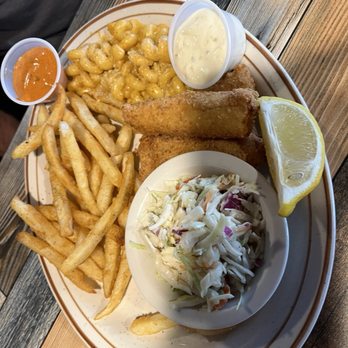 The Bay Bell - Walleye dinner - American Near Me - Sandusky, Ohio The Bay Bell - Walleye dinner - American Near Me - Sandusky, Ohio