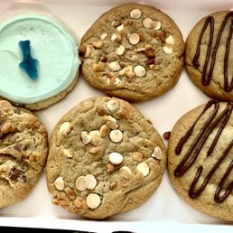 6-pack of cookies 6-pack of cookies