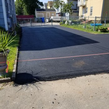 Hamden Paving - Just had my driveway paved by Hamden Paving and these guys did an AWESOME job. Best price, best work! - Masonry/Concrete Near Me - Hamden, Connecticut