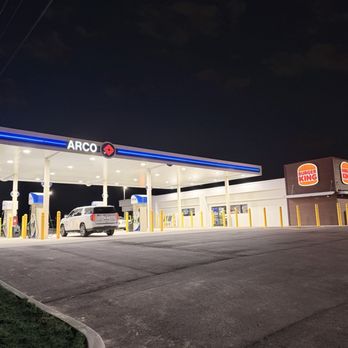 Busy Bee 3 - The all New Busy Bee with Burger King and Arco fuel. - Gas Stations Near Me - Jasper, Florida