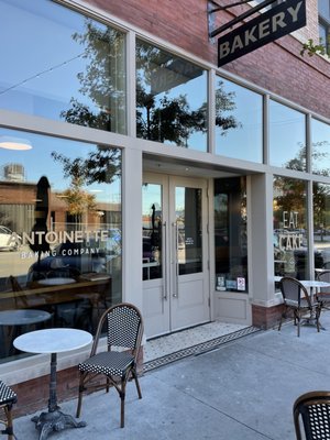 Antoinette Bakery & Cafe by null