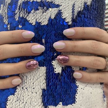 Zen Nail Lounge - Dip chrome manicure - Nail Salons Near Me - Arlington, Virginia