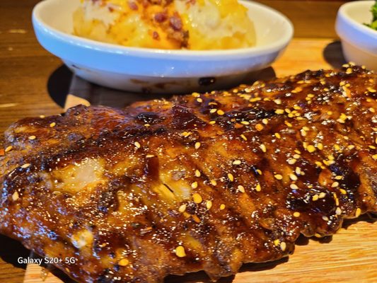TGI Fridays by null