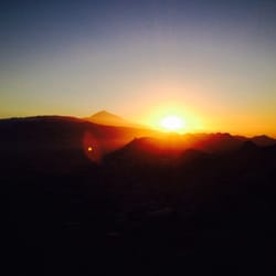 Mirador de Jardina - Santa Cruz on the left, La Laguna on the right and Mt. Teide at the center and at the background.