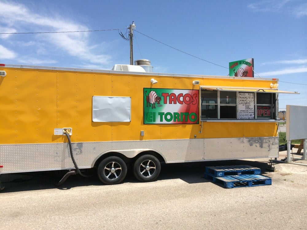 Tacos El Torito Logo