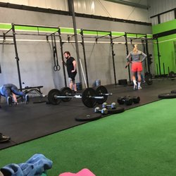 Versa CrossFit - Saturday morning class