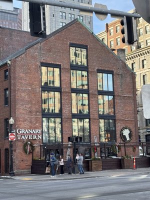 Granary Tavern by null