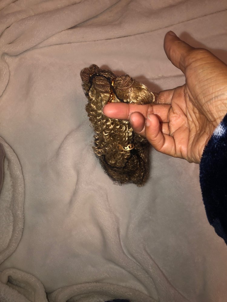 RUNWAY CURLS 6780 Roswell Rd 1360, Douglasville, Hair