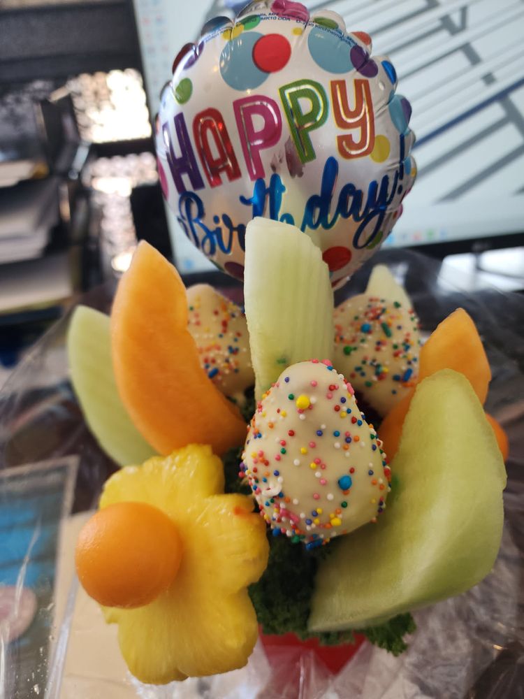 Edible Arrangements Logo