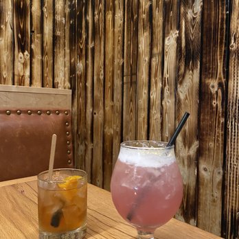 Hardware - Gastropubs Near Me - North Aurora, Illinois