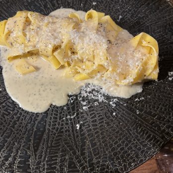 Fiorentini - Tagliatelle cacio e pepe - Italian Near Me - Rutherford, New Jersey Fiorentini - Tagliatelle cacio e pepe - Italian Near Me - Rutherford, New Jersey