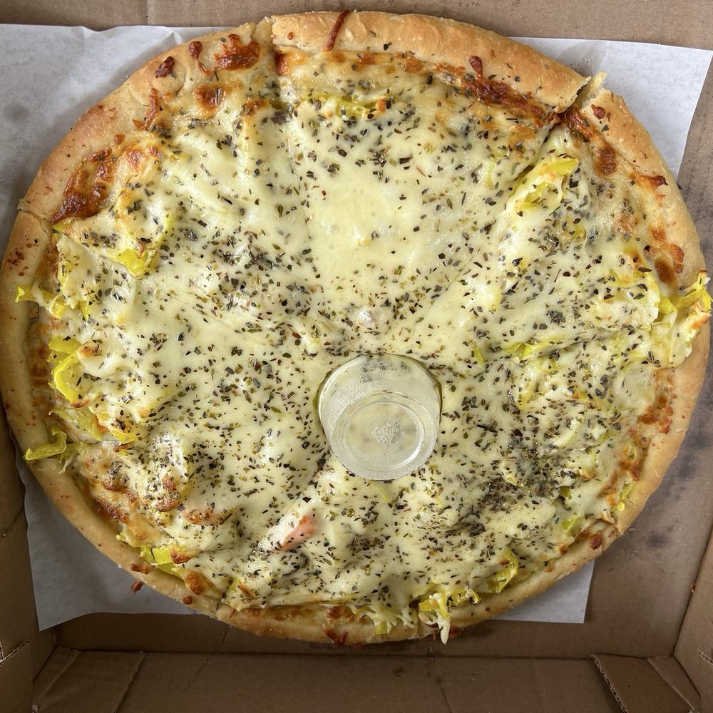 Carmen's Pizza - 14" White Pizza Pie - Pizza Near Me - Warren, Ohio Carmen's Pizza - 14" White Pizza Pie - Pizza Near Me - Warren, Ohio