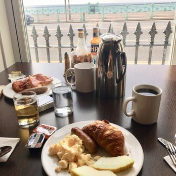 Queens Hotel - Breakfast buffet - extremely bland - Hotels Near Me - Brighton, BNH