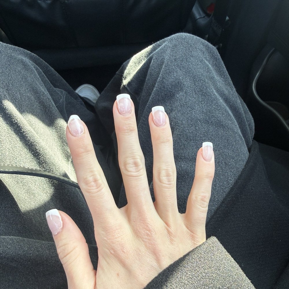 Aurora Nail Lounge - Nail Salons Near Me - Providence, Rhode Island