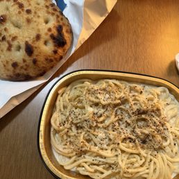 CACIO E PEPE PASTA FOCACCIA CACIO E PEPE PASTA FOCACCIA