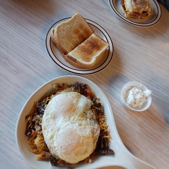 Wittenberg Family Restaurant - Gyro skillet - American Near Me - Wittenberg, Wisconsin