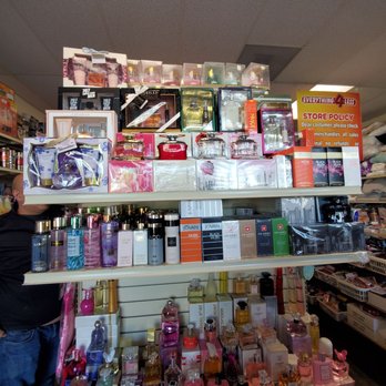 Kellos Super Discount Store - Different perfumes - Discount Store Near Me - National City, California