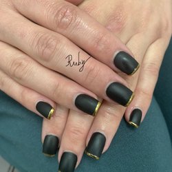 Adoring Nails - Acrylic nails done by Ruby
