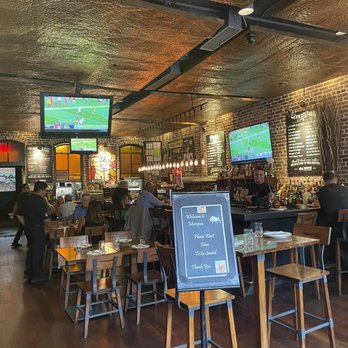 Mompou Tapas Bar & Restaurant - Inside is cool vibe - Spanish Near Me - Newark, New Jersey Mompou Tapas Bar & Restaurant - Inside is cool vibe - Spanish Near Me - Newark, New Jersey