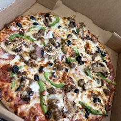 The Clarksville Crust - Supreme pizza