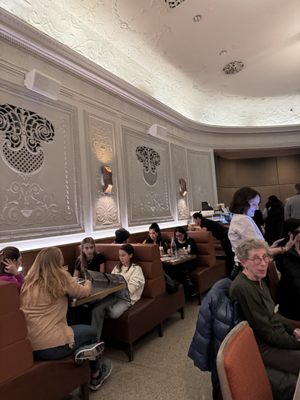 Gayle's Broadway Rose by null