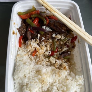 Happy Garden Bayside Restaurant - Beef with black pepper sauce, - Chinese Near Me - Bayside, New York Happy Garden Bayside Restaurant - Beef with black pepper sauce, - Chinese Near Me - Bayside, New York