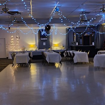 Palmdale Elks Lodge No 2027 - a banquet room decorated for christmas - Venues & Event Spaces Near Me - Palmdale, California Palmdale Elks Lodge No 2027 - a banquet room decorated for christmas - Venues & Event Spaces Near Me - Palmdale, California