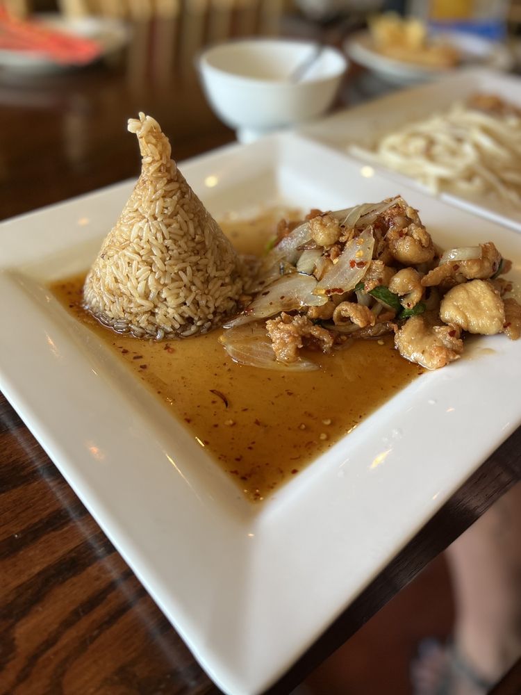 SWEET BASIL THAI BISTRO with photos Updated August 2024 102 Photos & 136 Reviews 1800 S