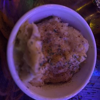 The Guest Room - Mashed potatoes - Cocktail Bars Near Me - Starkville, Mississippi