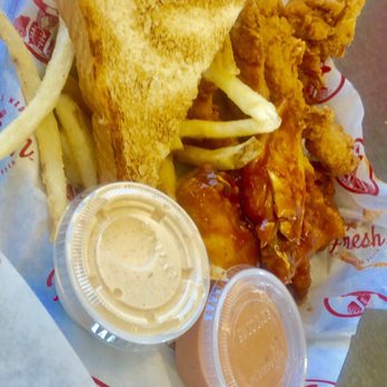 Slim Chickens - 5 and 5 Plate - Comfort Food Near Me - Helotes, Texas Slim Chickens - 5 and 5 Plate - Comfort Food Near Me - Helotes, Texas