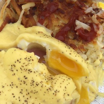 Sandy's Waffle Haus - Breakfast & Brunch Near Me - Leavenworth, Washington