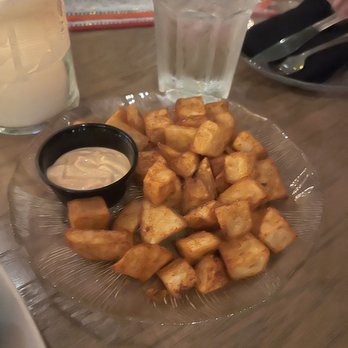 Eclipse di Luna - Alpharetta - Patatas Bravas - Wine Bars Near Me - Alpharetta, Georgia