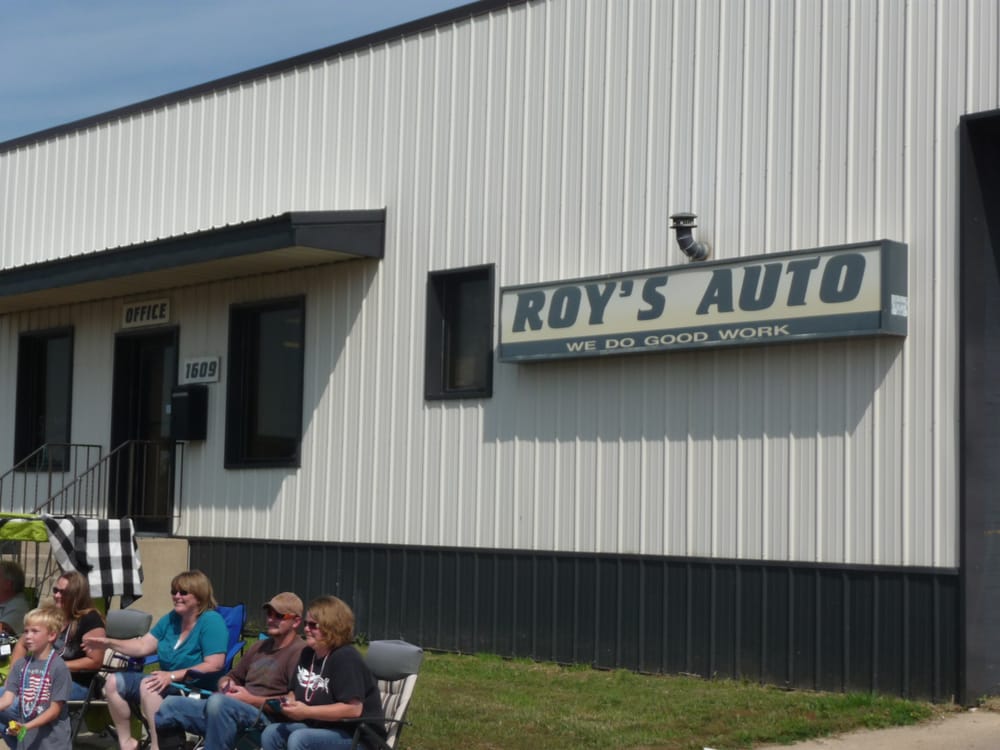 ROY’S AUTO Updated October 2024 1609 Central Ave, Estherville, Iowa