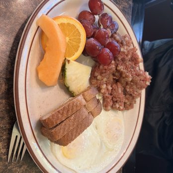 Brigs at the Crossing - Corned beef hash - Breakfast & Brunch Near Me - Cary, North Carolina