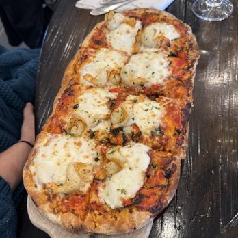 Del Vino Vineyards - Shrimp pizza - Wine Tasting Room Near Me - Northport, New York Del Vino Vineyards - Shrimp pizza - Wine Tasting Room Near Me - Northport, New York