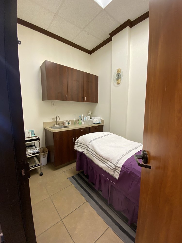 RESORT NAIL AND SPA 117 Photos & 83 Reviews 2520 Rice Blvd, Houston