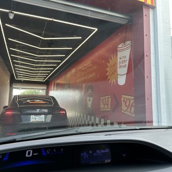 Layne's Chicken Fingers - Drive thru lane - Chicken Shop Near Me - Houston, Texas