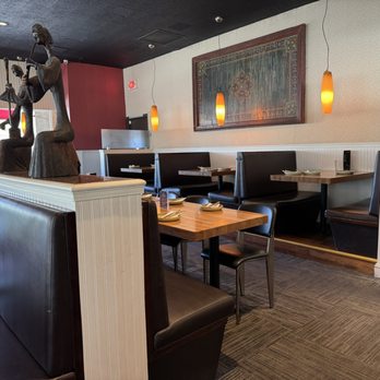 Chin Chin - Inside - Chinese Near Me - Studio City, California Chin Chin - Inside - Chinese Near Me - Studio City, California