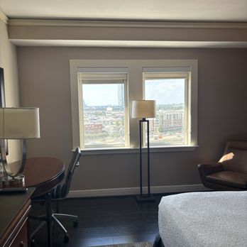 The Whitehall - Standard room, a dated aesthetic but it works. The bed was a standout piece of the experience, incredibly comfortable bed and pillows. - Hotels Near Me - Houston, Texas