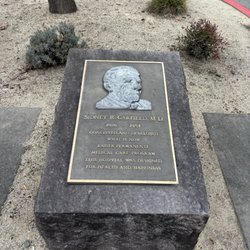 Kaiser Permanente - Founder plaque