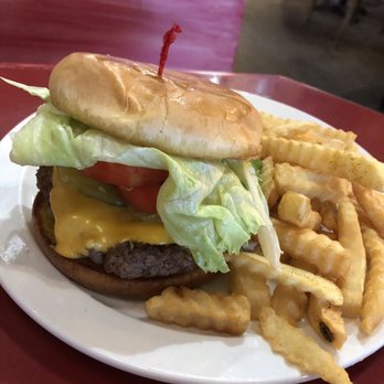 Bebo's Cafe - Diners Near Me - Pilot Point, Texas