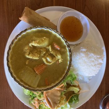 Mantra Raja - Yellow Curry (L) is the star dish here!!!! I crave it!!!! Just ask for softer potatoes and no onion because it's hard too. - Thai Near Me - Carlsbad, California Mantra Raja - Yellow Curry (L) is the star dish here!!!! I crave it!!!! Just ask for softer potatoes and no onion because it's hard too. - Thai Near Me - Carlsbad, California