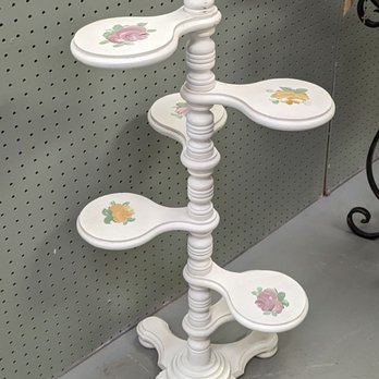 The Green Gardinia - Plant stand - Antiques Near Me - East Ridge, Tennessee