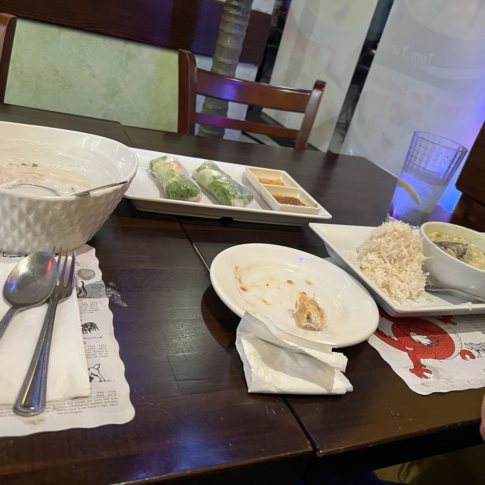 Sala Thai - Tom ka, green curry, fresh spring rolls. - Thai Near Me - Richmond, California Sala Thai - Tom ka, green curry, fresh spring rolls. - Thai Near Me - Richmond, California