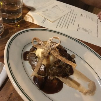 Mindy's Bakery - Desserts Near Me - Chicago, Illinois